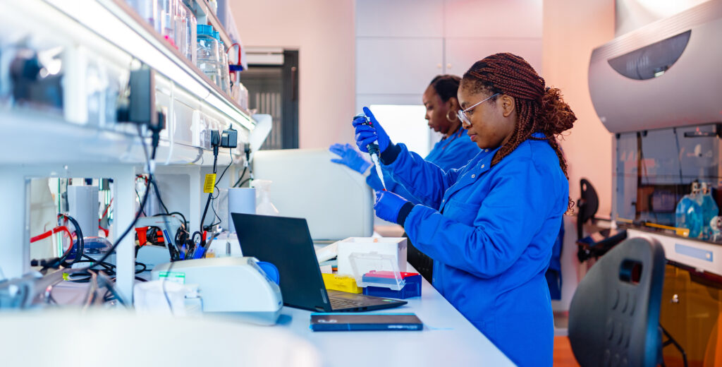 Women working in biology lab